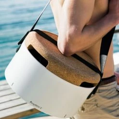 BergHoff Barbecues Et Planchas Barbecue De Table Blanc En Acier Et Couvercle Liège -France Parasols Soldes 2022 barbecue de table blanc en acier et couvercle liege 5