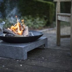 Esschert Design Braséros Et Cheminées D'extérieur Cheminée D'extérieur Vasque Sur Table En Granite Rectangulaire -France Parasols Soldes 2022 cheminee d exterieur vasque sur table en granite rectangulaire 3