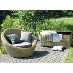 Maisons Du Monde Rangements Extérieur Coffre En Résine Tressée L 122 Cm 11 Maisons Du Monde Rangements Extérieur Coffre En Résine Tressée L 122 Cm -France Parasols Soldes 2022 coffre en resine tressee l 122 cm 1000 9 6 121899 3