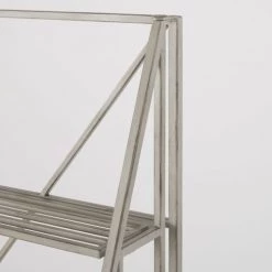 Maisons Du Monde Rangements Extérieur Etagère En Métal Gris Clair Effet Vieilli -France Parasols Soldes 2022 etagere en metal gris clair effet vieilli 1000 11 38 189663 5