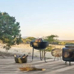Maisons Du Monde Braséros Et Cheminées D'extérieur Feu D'extérieur En Métal Ajouré Noir -France Parasols Soldes 2022 feu d exterieur en metal ajoure noir 1000 4 23 165499 5