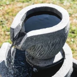 Wanda Collection Objets Déco De Jardin Fontaine Ronde 4 Coupes Noire Et Grise H110cm -France Parasols Soldes 2022 fontaine ronde 4 coupes noire et grise h110cm 4