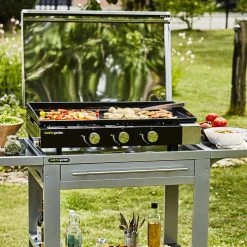 Cook In Garden Barbecues Et Planchas Plancha Au Gaz 3 Brûleurs Plaque En Fonte Noire Avec Capot -France Parasols Soldes 2022 plancha au gaz 3 bruleurs plaque en fonte noire avec capot 4